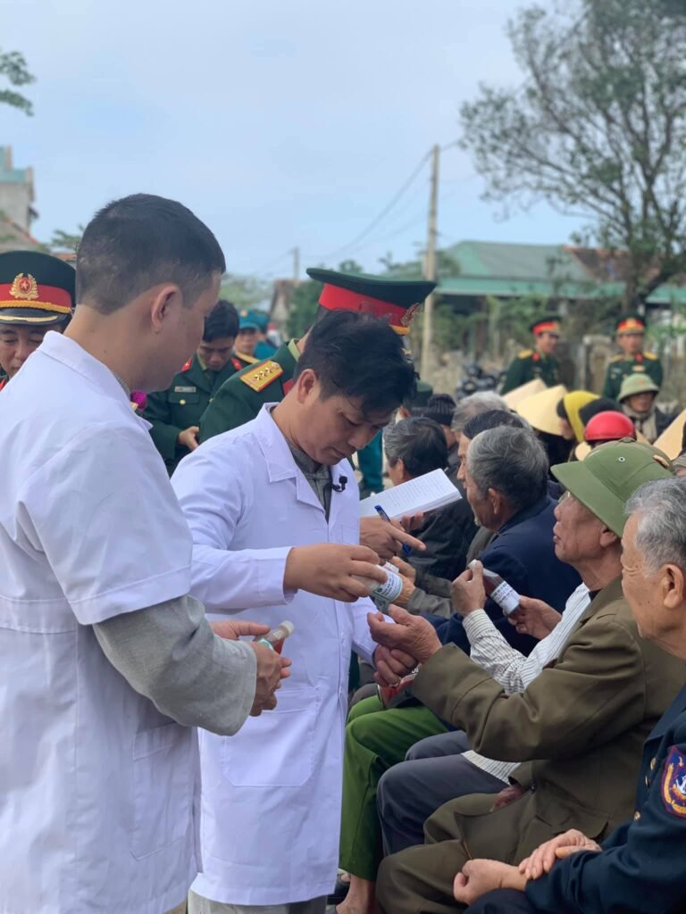 Tiến sĩ Lương Đức Chỉnh luôn đồng hành cùng công tác thiện nguyện